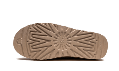 UGG Classic Slip-On Chestnut