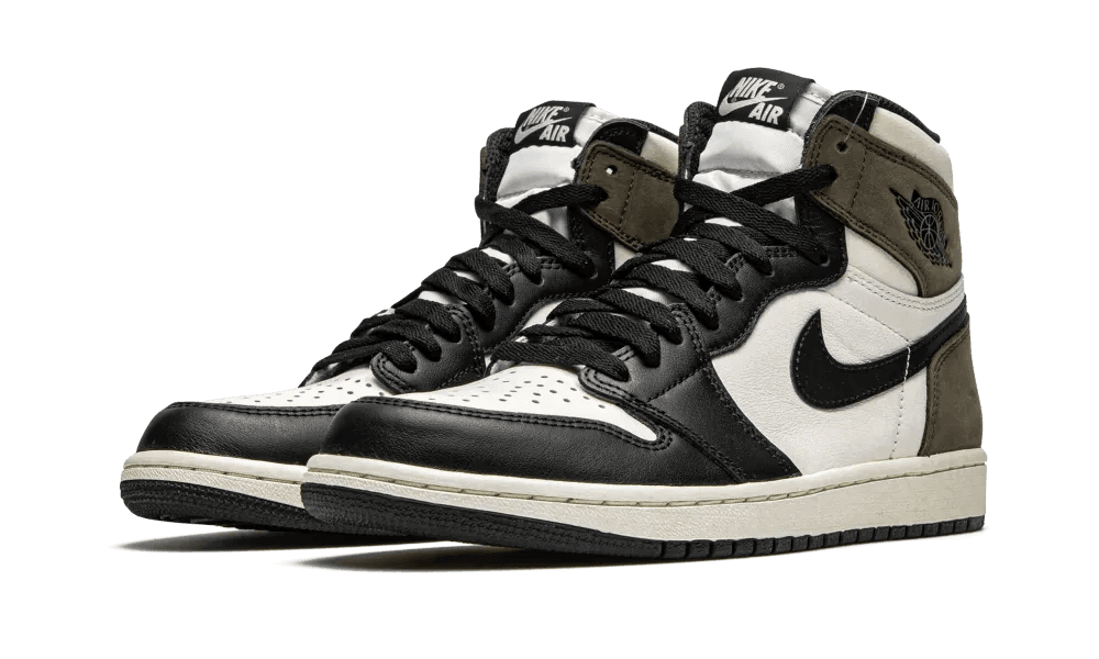 Air Jordan 1 Retro High Dark Mocha - Trinity Sneakers