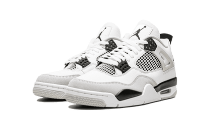 Air Jordan 4 Military Black - Trinity Sneakers