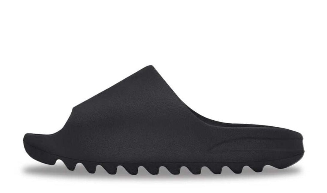 Yeezy Slide Onyx - Trinity Sneakers