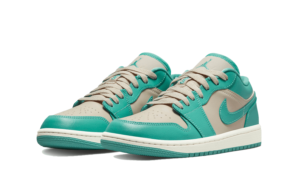 Air Jordan 1 Low Tropical Twist - Trinity Sneakers